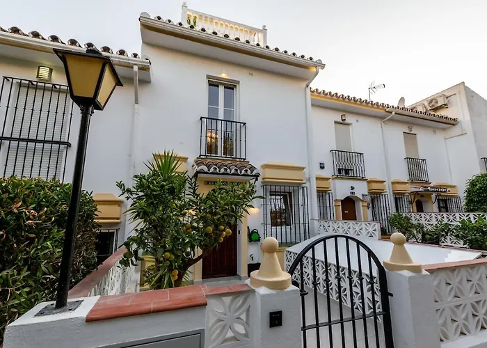 Casa Marcia Sea View Brand New Townhouse Marbella